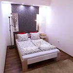 Astoria Gurbay Apartment 2